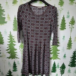 Max Studio Patterned Black and Red Women's Midi Dress